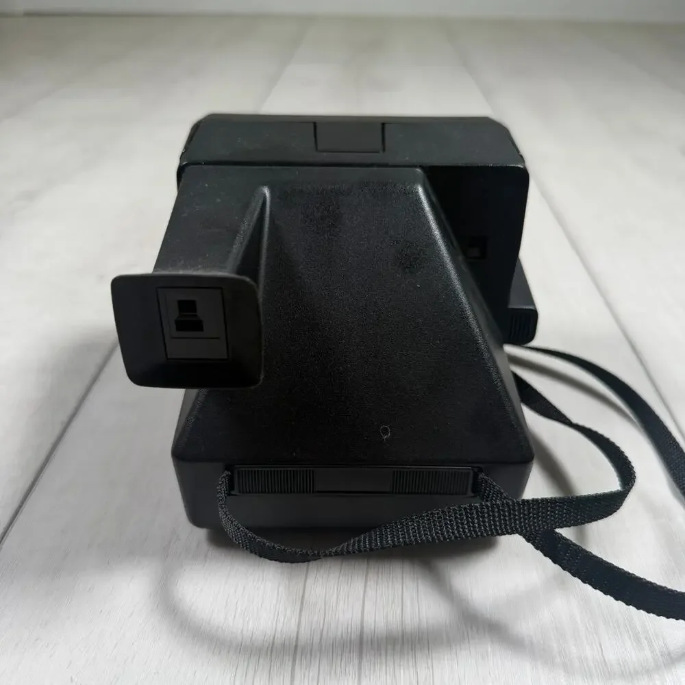 Polaroid OneStep Flash 600 Red Stripe Instant Film Camera